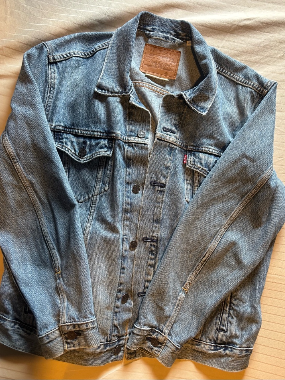 Y2K men’s Levi's Light Blue Denim Jacket with Chest Pockets